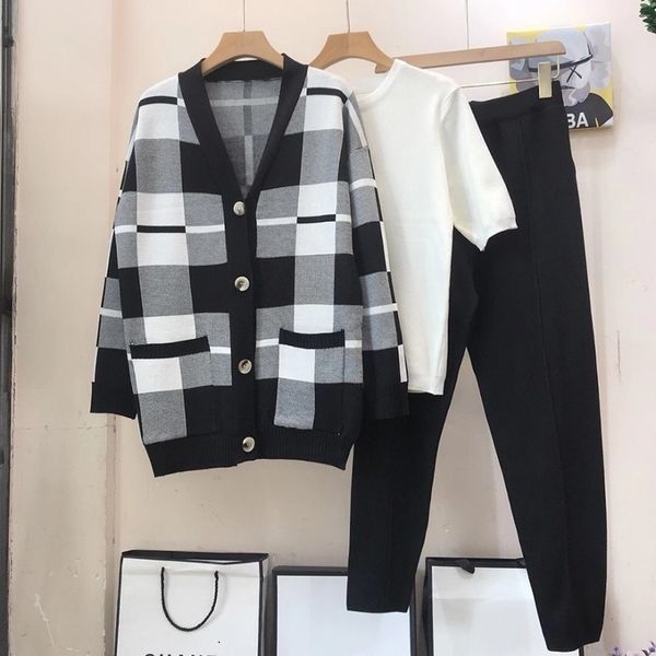 women's two piece pant casual knit cardigan set autumn fashion plaid v neck sweater jacket short sleeve harem knitted 3 piece suit 2211, White
women's two piece pant casual knit cardigan set autumn fashion plaid v neck sweater jacket short sleeve harem knitted 3 piece suit 2211, White
