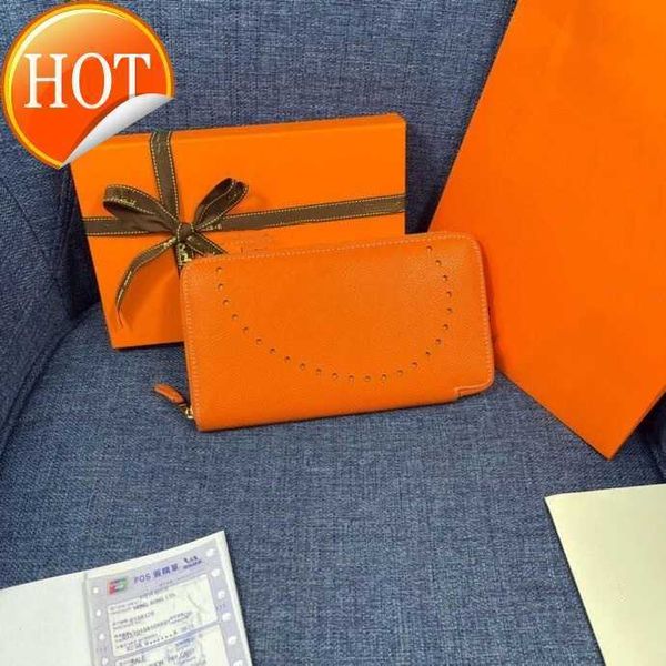 luxury designer change purse 2023 new zipper wallet men's and women's fashion multi-functional leather purses factory direct sales, Red;black
luxury designer change purse 2023 new zipper wallet men's and women's fashion multi-functional leather purses factory direct sales, Red;black