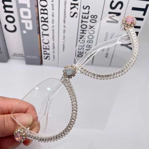 sunglasses 2023 rhinestone half frame cat's eye with diamond anti blue light flat mirror 1122, White;black
sunglasses 2023 rhinestone half frame cat's eye with diamond anti blue light flat mirror 1122, White;black