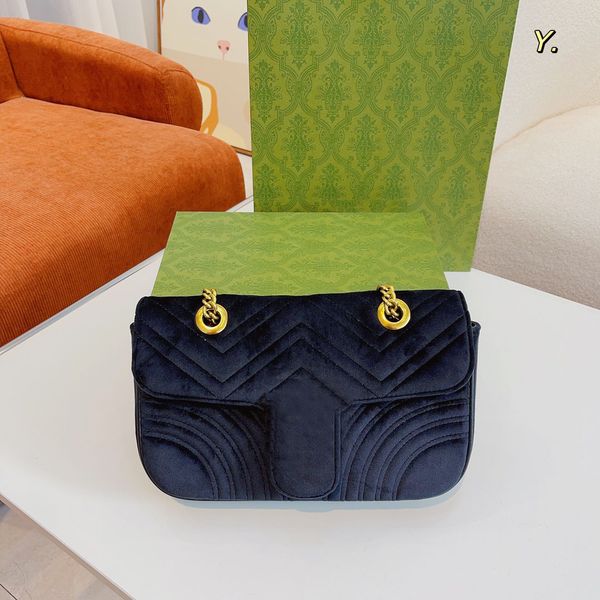 5 colors womens bag luxury designer bag handbag brand letter velvet material women winter soft shoulder bags crossbody tote 26cm
5 colors womens bag luxury designer bag handbag brand letter velvet material women winter soft shoulder bags crossbody tote 26cm