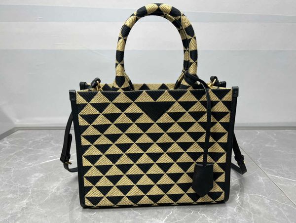 pradity fashion cleo hobo bag 2023 small large micro symbole womens bags jacquard fabric handbag tote triangle shoulder designer handbags pr
pradity fashion cleo hobo bag 2023 small large micro symbole womens bags jacquard fabric handbag tote triangle shoulder designer handbags pr
