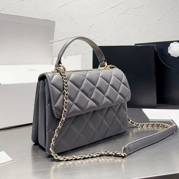 womens vintage trendy lambskin tote bags lambskin classic flap quilted hand multi pochette gold metal hardware matelasse chain crossbody des
womens vintage trendy lambskin tote bags lambskin classic flap quilted hand multi pochette gold metal hardware matelasse chain crossbody des