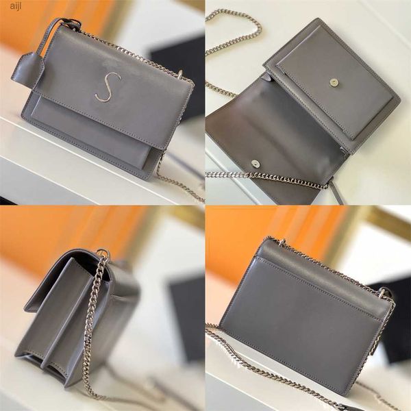 5a quality women's men's leather postman bags handbag envelope fashion shoulder bag wallet luxury designer original one
5a quality women's men's leather postman bags handbag envelope fashion shoulder bag wallet luxury designer original one