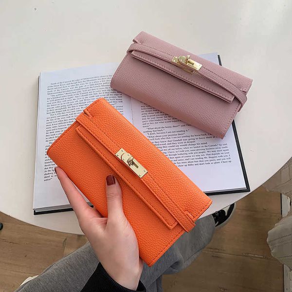 brand designer purse in hand 2023 new fashion delicate buckle coin purse multi-functional trend envelope card wallet factory direct sales, Red;black
brand designer purse in hand 2023 new fashion delicate buckle coin purse multi-functional trend envelope card wallet factory direct sales, Red;black