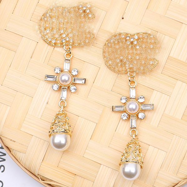 18k gold plated luxury brand designers letters stud dangle hoop geometric famous women long eardrop cross crystal rhinestone pearl chain ear, Silver
18k gold plated luxury brand designers letters stud dangle hoop geometric famous women long eardrop cross crystal rhinestone pearl chain ear, Silver
