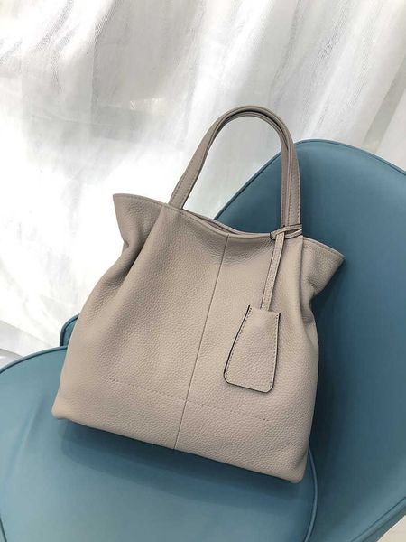 designer bag large designer handbags capacity women s crossbody genuine leather shoulder bag female casual elagant tote
designer bag large designer handbags capacity women s crossbody genuine leather shoulder bag female casual elagant tote