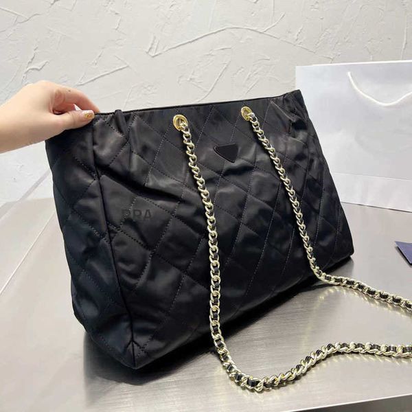 designer luxury women the tote bag fashion versatile handbags shoulder crossbody bags purse telfars totes large capacity saddle wallets 7a n
designer luxury women the tote bag fashion versatile handbags shoulder crossbody bags purse telfars totes large capacity saddle wallets 7a n
