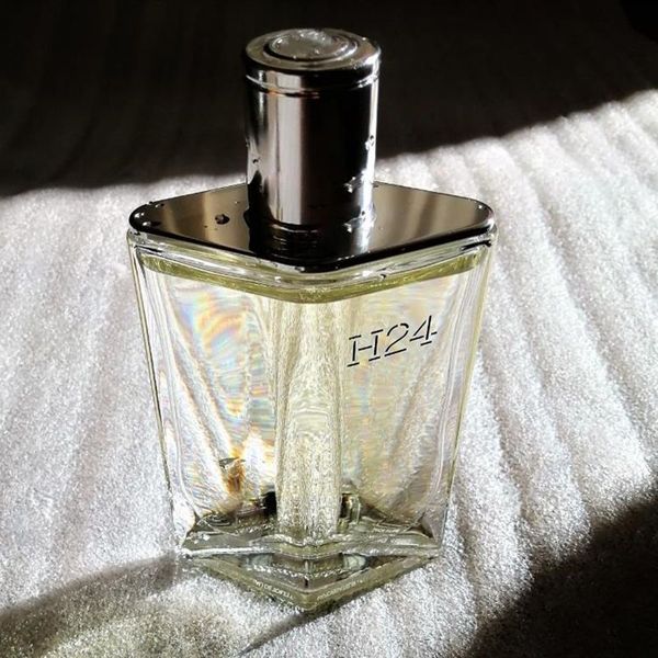 fragrance freshener women man perfumes perfume h24 100ml eau de parfum deodorant charming smell beauty gift spray parfum
fragrance freshener women man perfumes perfume h24 100ml eau de parfum deodorant charming smell beauty gift spray parfum