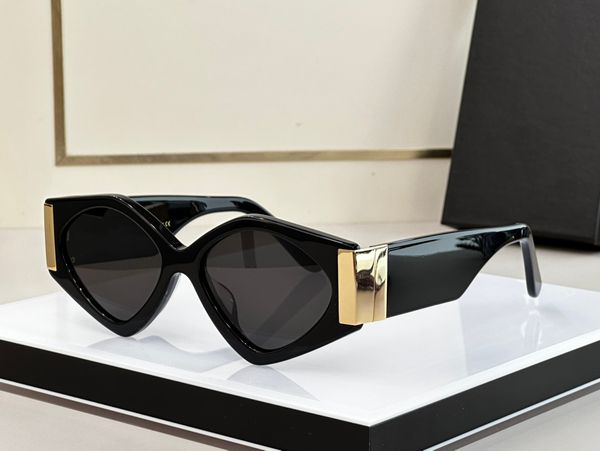 sunglasses for men women summer 4396 cat eye style anti-ultraviolet retro plate full frame with box, White;black
sunglasses for men women summer 4396 cat eye style anti-ultraviolet retro plate full frame with box, White;black