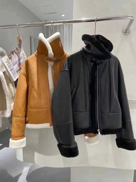 women's wool blends 2022 fur coat women's short locomotive fur new style young winter, Black
women's wool blends 2022 fur coat women's short locomotive fur new style young winter, Black