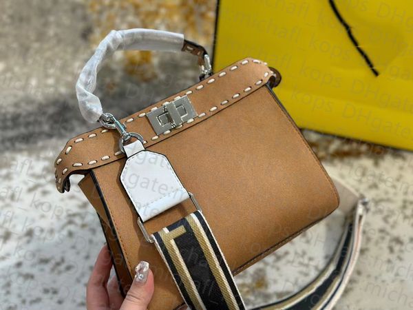 2022 women bag tote handbag classic f letter designer buckle large capacity cow leather shoulder bag
2022 women bag tote handbag classic f letter designer buckle large capacity cow leather shoulder bag