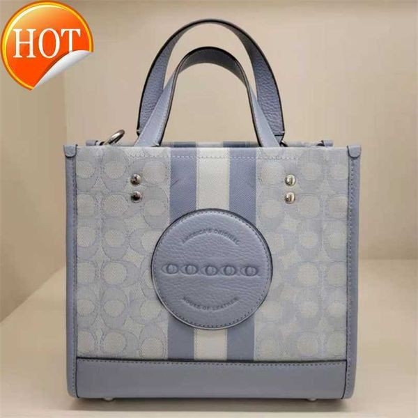 designer luxury women bag coch handbag fashion inclined shoulder bags cc versatile purses cochs totes large capacity saddle coal wallet 7a q
designer luxury women bag coch handbag fashion inclined shoulder bags cc versatile purses cochs totes large capacity saddle coal wallet 7a q