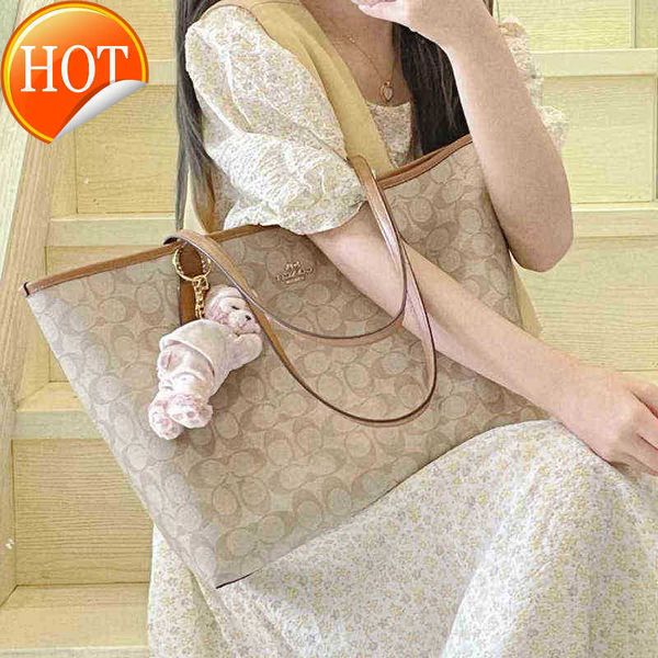 designer luxury women bag coch handbag fashion inclined shoulder bags cc versatile purses cochs totes large capacity saddle coal wallet 7a q
designer luxury women bag coch handbag fashion inclined shoulder bags cc versatile purses cochs totes large capacity saddle coal wallet 7a q