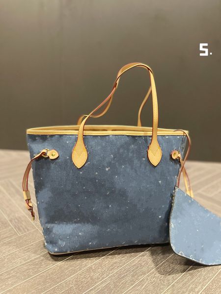 designer luxury women the tote bag fashion versatile handbags shoulder crossbody bags purse tories totes large capacity saddle wallets 7a dr
designer luxury women the tote bag fashion versatile handbags shoulder crossbody bags purse tories totes large capacity saddle wallets 7a dr