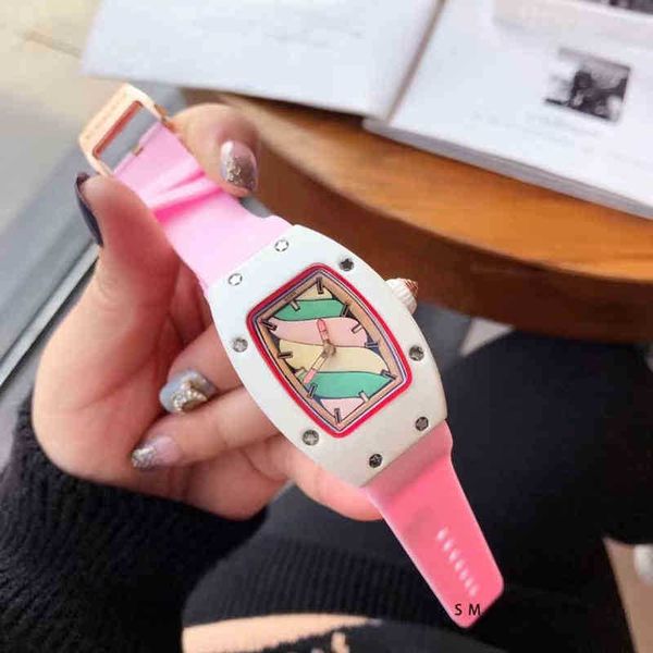 female luxury mechanical lovely watch sweet fashion color brand girls and children holiday gift swiss movement wristwatches, Slivery;black
female luxury mechanical lovely watch sweet fashion color brand girls and children holiday gift swiss movement wristwatches, Slivery;black
