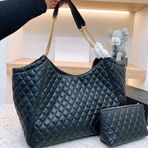 43x35cm vintage check quited tote bags with mini wallets pouch large capacity gold metal chain single shoulder crossbody lady outdoor trend
43x35cm vintage check quited tote bags with mini wallets pouch large capacity gold metal chain single shoulder crossbody lady outdoor trend