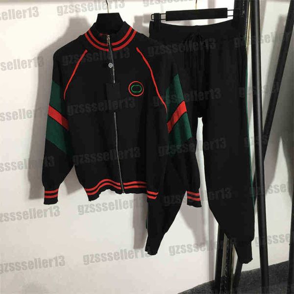 designer gu knit tracksuits women embroidered letter logo stripe long sleeve zip cardigan jacket casual trousers two piece sets autumn and w, Gray
designer gu knit tracksuits women embroidered letter logo stripe long sleeve zip cardigan jacket casual trousers two piece sets autumn and w, Gray