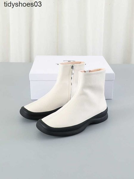 the shoes dress row short boots 2022 women designers rois autumn new small french solid side zipper casual martin boots size 34-39 371t
the shoes dress row short boots 2022 women designers rois autumn new small french solid side zipper casual martin boots size 34-39 371t