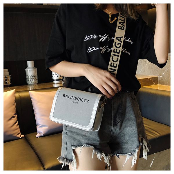 lady crossbody bag designer bags balineciega shoulder bag card holder canvas women handbag clutch crossbodys designers bag luxury bags
lady crossbody bag designer bags balineciega shoulder bag card holder canvas women handbag clutch crossbodys designers bag luxury bags