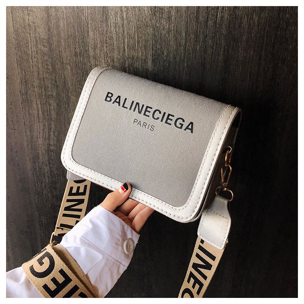canvas shoulder crossbody bags designer bag fashion paris women purses handbags luxurious casual tote side cross body bag luxury messenger b
canvas shoulder crossbody bags designer bag fashion paris women purses handbags luxurious casual tote side cross body bag luxury messenger b