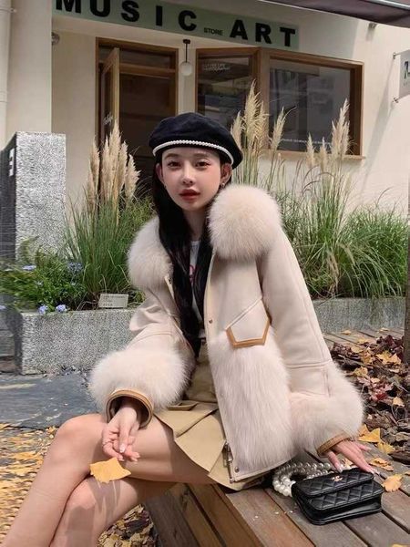 women's wool blends elegant poetry autumn and winter a small number of high level feelings imitated fox hair spliced with fur or replac, Black
women's wool blends elegant poetry autumn and winter a small number of high level feelings imitated fox hair spliced with fur or replac, Black