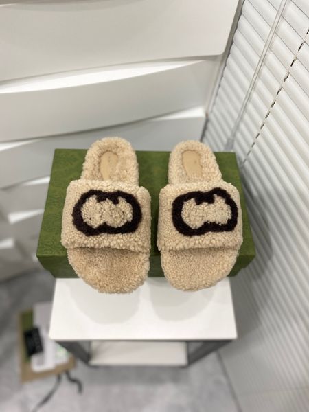 woolen slipper outer wear autumn and winter new lamb fur letter fur integrated platform slippers women, Black
woolen slipper outer wear autumn and winter new lamb fur letter fur integrated platform slippers women, Black