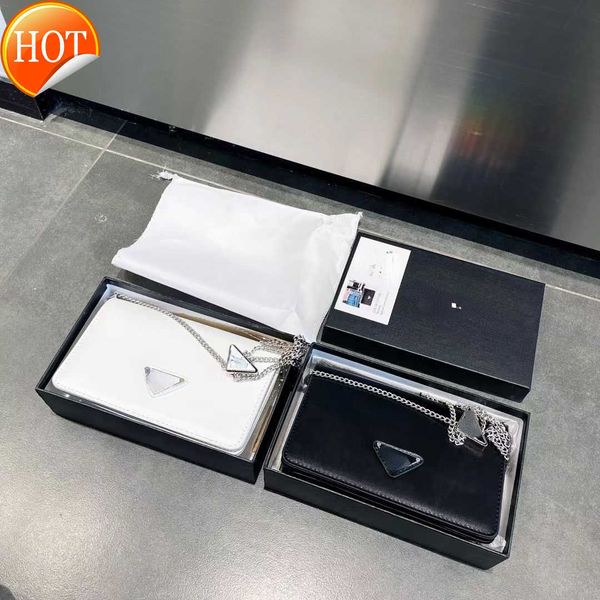 luxury designer shoulder bags female fashion triangle chain new light luxury small square bag multi-function crossbody bag gift box packagin
luxury designer shoulder bags female fashion triangle chain new light luxury small square bag multi-function crossbody bag gift box packagin
