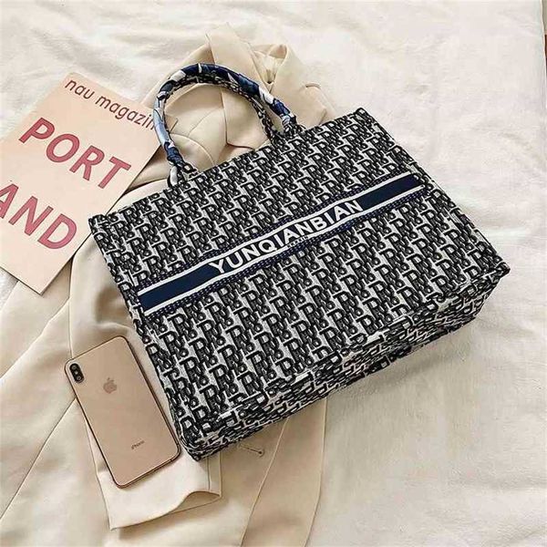 bag female new portable one shoulder fashion popular student style large capacity bags
bag female new portable one shoulder fashion popular student style large capacity bags