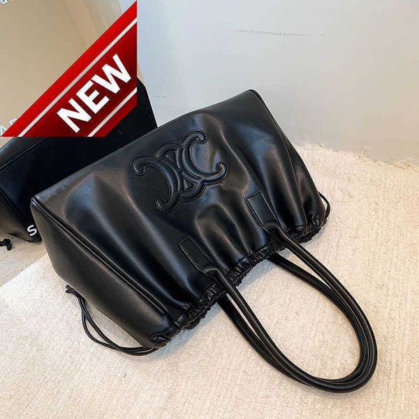 women's designer bags bag large capacity 2023 autumn and winter new fashion triumph arch drawstring shopping one shoulder handheld tote
women's designer bags bag large capacity 2023 autumn and winter new fashion triumph arch drawstring shopping one shoulder handheld tote