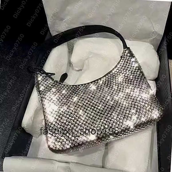 2005 nylon designers bags womens diamond handbags diamonds handbag canvas bag hobo crystal shoulder women chest pack fashion tot
2005 nylon designers bags womens diamond handbags diamonds handbag canvas bag hobo crystal shoulder women chest pack fashion tot