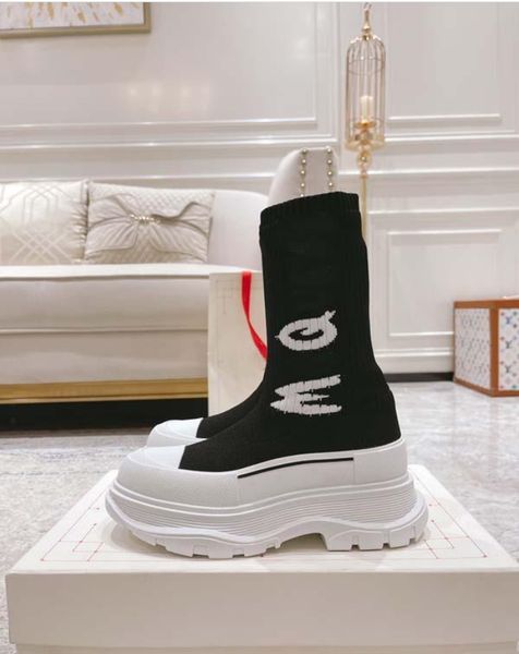 new women's long boots luxury designer socks boots fashion high heels platform shoes knitted alphabet flat jelly non-slip round toe rub, Black
new women's long boots luxury designer socks boots fashion high heels platform shoes knitted alphabet flat jelly non-slip round toe rub, Black