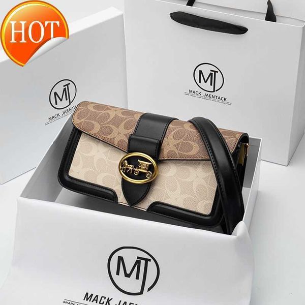 designer luxury women bag coch handbag fashion inclined shoulder bags cc versatile purses cochs totes large capacity saddle coal wallet 7a q
designer luxury women bag coch handbag fashion inclined shoulder bags cc versatile purses cochs totes large capacity saddle coal wallet 7a q