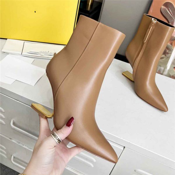 fashion design boots fendyity women high heel knight martin leather wool winter warm wedding party casual flat shoes 02-04, Black
fashion design boots fendyity women high heel knight martin leather wool winter warm wedding party casual flat shoes 02-04, Black
