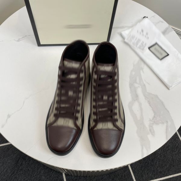 2023 man boots ankle men shoes designers rois martin boots and nylon boot military inspired combat bouch attached to the with original dust, Black
2023 man boots ankle men shoes designers rois martin boots and nylon boot military inspired combat bouch attached to the with original dust, Black