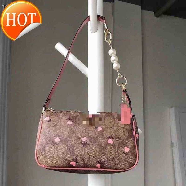 designer luxury women bag coch handbag fashion inclined shoulder bags cc versatile purses cochs totes large capacity saddle coal wallet 7a q
designer luxury women bag coch handbag fashion inclined shoulder bags cc versatile purses cochs totes large capacity saddle coal wallet 7a q