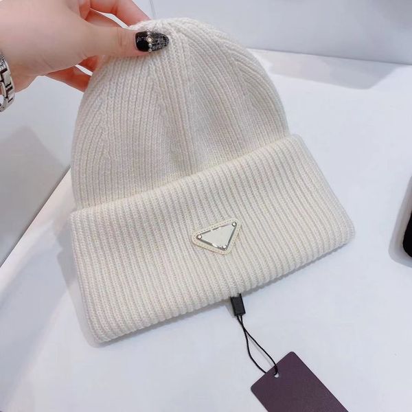 beanies designer winter bean men and women fashion design knit hats fall woolen cap letter jacquard warm skull hat, Blue;gray
beanies designer winter bean men and women fashion design knit hats fall woolen cap letter jacquard warm skull hat, Blue;gray