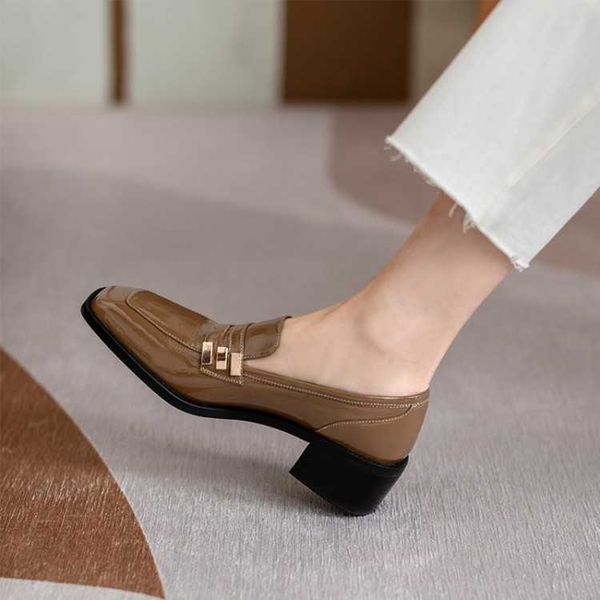dress shoes square head small leather shoes for women in the spring and autumn of 2022 new thick heel british style medium heel fashionable, Black
dress shoes square head small leather shoes for women in the spring and autumn of 2022 new thick heel british style medium heel fashionable, Black