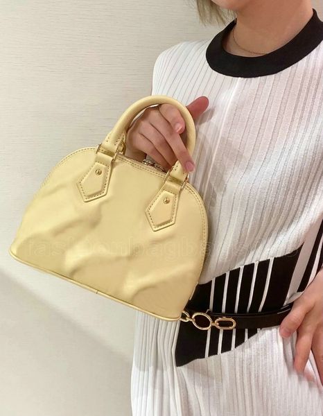 alma bb shell womens shoulder bag quilted embroidered monograms leather designers handbag m20855
alma bb shell womens shoulder bag quilted embroidered monograms leather designers handbag m20855