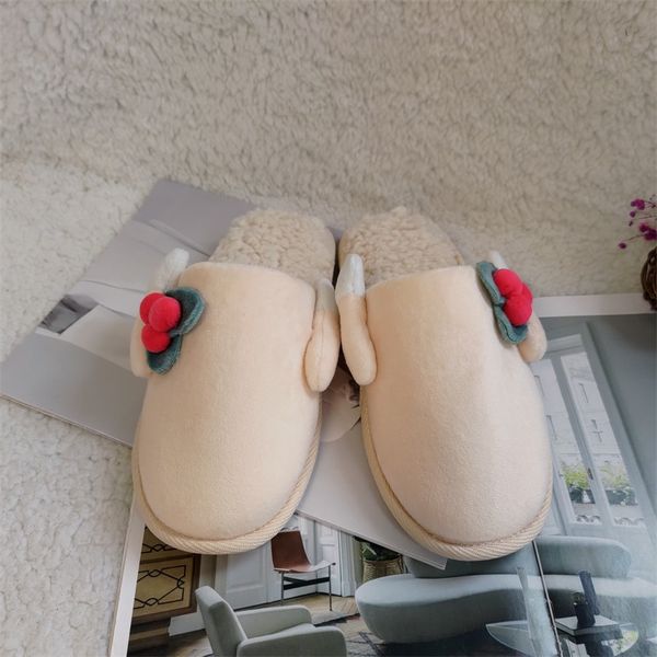 cartoon love arrow slippers woman autumn/winter 2022 new home indoor flat fashionable thermal slippers, Black
cartoon love arrow slippers woman autumn/winter 2022 new home indoor flat fashionable thermal slippers, Black