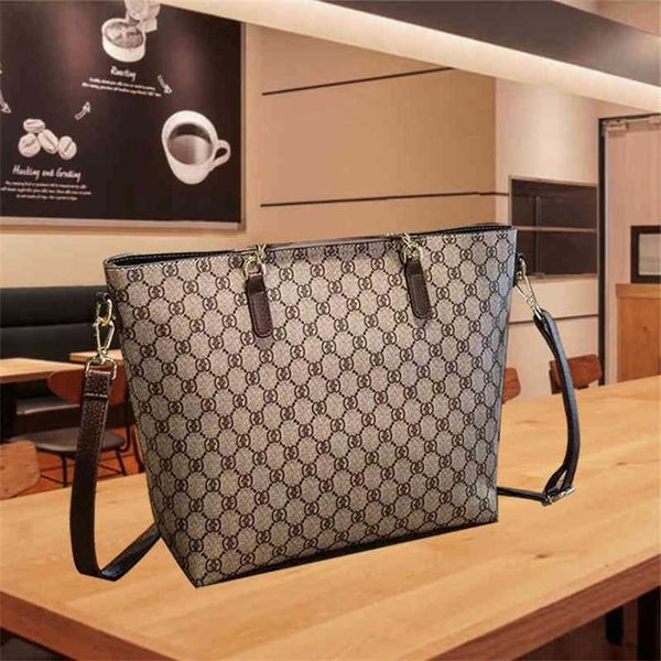 white tote bag spring and summer new printed women's bag large capacity chain shoulder atmospheric portable handbags design deals
white tote bag spring and summer new printed women's bag large capacity chain shoulder atmospheric portable handbags design deals