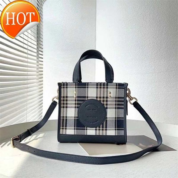 designer luxury women bag coch handbag fashion inclined shoulder bags cc versatile purses cochs totes large capacity saddle coal wallet 7a q
designer luxury women bag coch handbag fashion inclined shoulder bags cc versatile purses cochs totes large capacity saddle coal wallet 7a q
