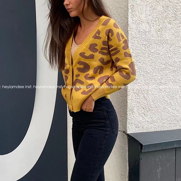 women's knits tees autumn winter knitted leopard sweaters women korean v neck thick print cardigan coat loose button outwear 221123, White
women's knits tees autumn winter knitted leopard sweaters women korean v neck thick print cardigan coat loose button outwear 221123, White