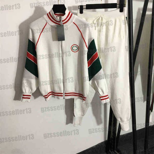 designer gu knit tracksuits women embroidered letter logo stripe long sleeve zip cardigan jacket casual trousers two piece sets, Gray
designer gu knit tracksuits women embroidered letter logo stripe long sleeve zip cardigan jacket casual trousers two piece sets, Gray