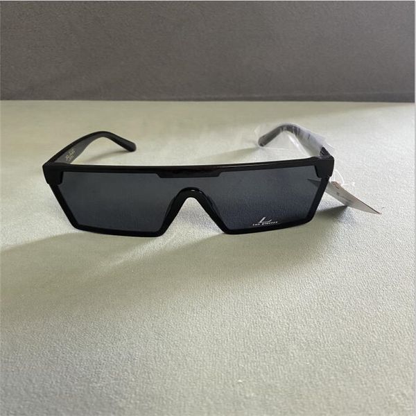 vintage style one-piece glasses amazon euro american sunglasses color film sunglasses for men and women, White;black
vintage style one-piece glasses amazon euro american sunglasses color film sunglasses for men and women, White;black