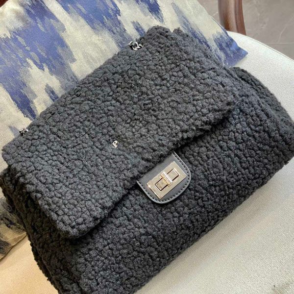 shoulder bags designer tote handbag women chain bag luxury shopping crossbody bags lady wallet purses buckle messenger 221123
shoulder bags designer tote handbag women chain bag luxury shopping crossbody bags lady wallet purses buckle messenger 221123