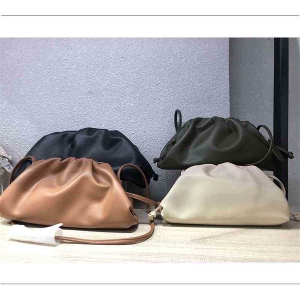 venetas bevan luxurys bottegas handbags cloud mini dumpling one shoulder cross soft leather women's bag
venetas bevan luxurys bottegas handbags cloud mini dumpling one shoulder cross soft leather women's bag