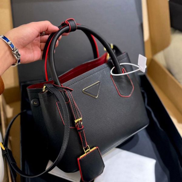 designers bags women totes shoulder bag leather alphabet design large capacity messenger bags classic style handbag lady handbags
designers bags women totes shoulder bag leather alphabet design large capacity messenger bags classic style handbag lady handbags