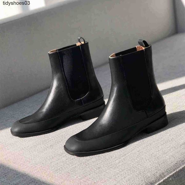 dress shoes autumn and winter women designers rois 2022 the row new style square head thick heel chelsea short boots french elastic belt wom, Black
dress shoes autumn and winter women designers rois 2022 the row new style square head thick heel chelsea short boots french elastic belt wom, Black