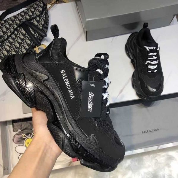 designer balencigas roller skates casual shoes heightening paris family air cushion fashion sports lovers six layer combination sole 4l0t
designer balencigas roller skates casual shoes heightening paris family air cushion fashion sports lovers six layer combination sole 4l0t
