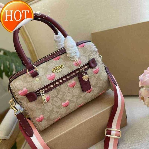 designer luxury women bag coch handbag fashion inclined shoulder bags cc versatile purses cochs totes large capacity saddle coal wallet 7a q 
designer luxury women bag coch handbag fashion inclined shoulder bags cc versatile purses cochs totes large capacity saddle coal wallet 7a q